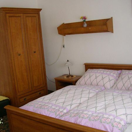 Pension Villa Hany Mariánské Lázně Exteriör bild